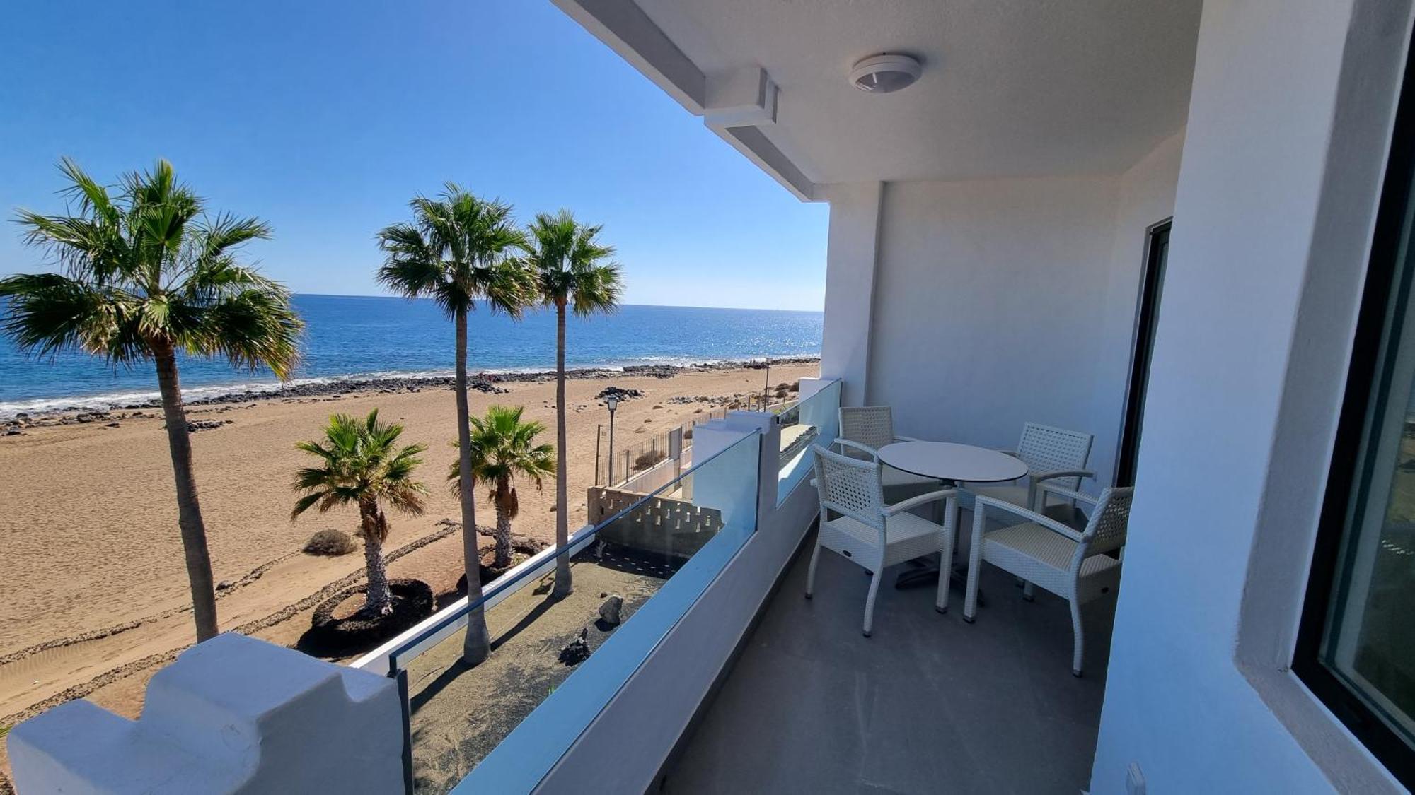 Costa Luz Beach Apartments Пуерто-дель-Кармен Екстер'єр фото